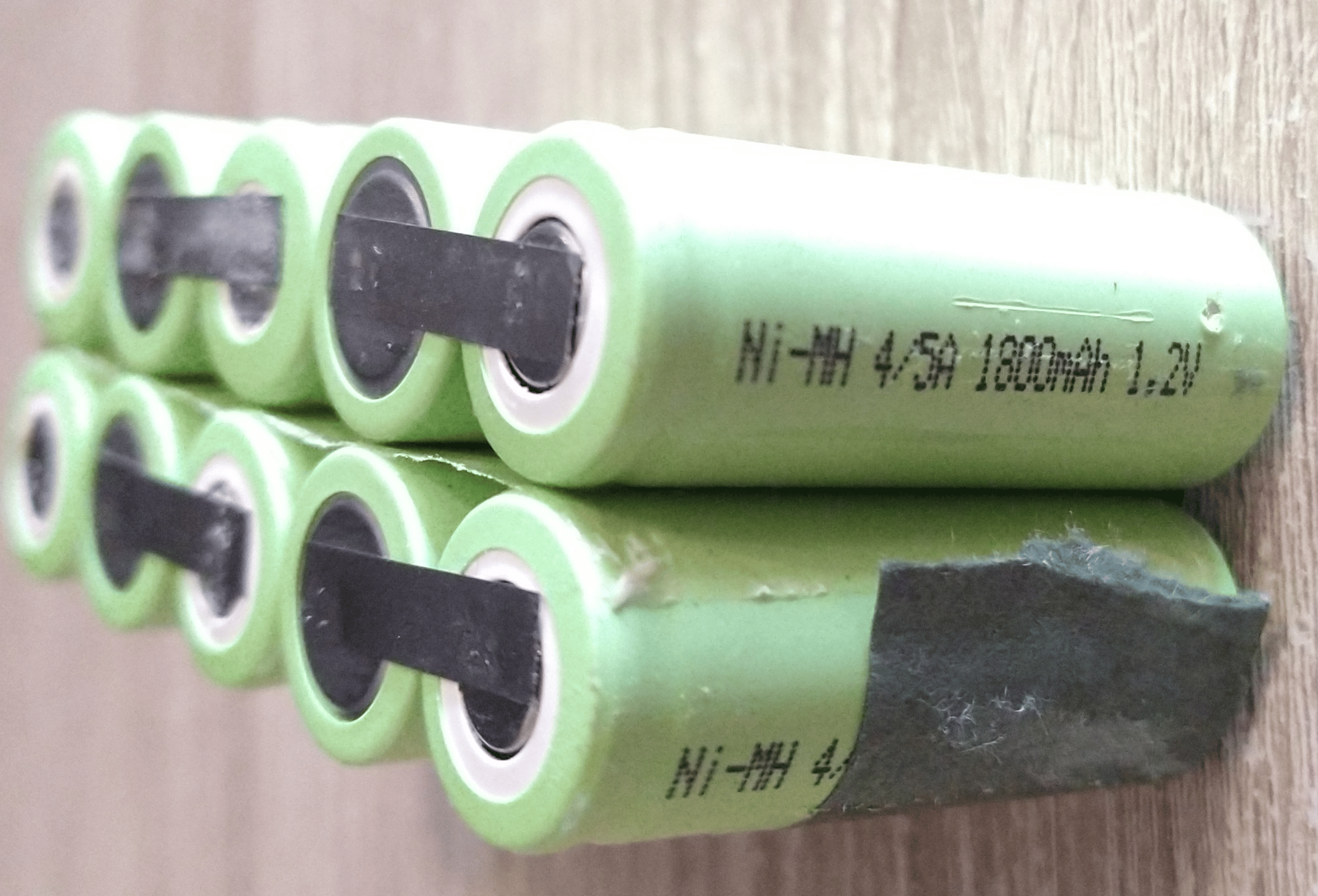 Batteries from alternative brand for the camcorder